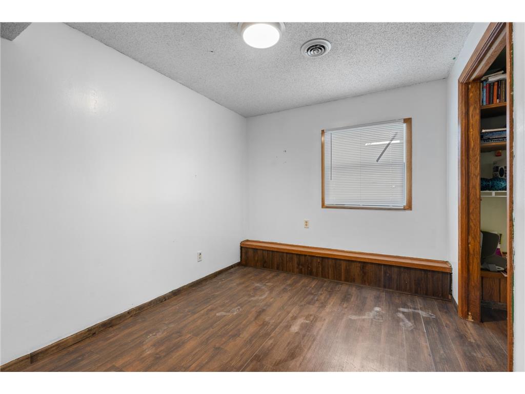 845 3rd Avenue NW Plainview MN 55964 6825535 image11