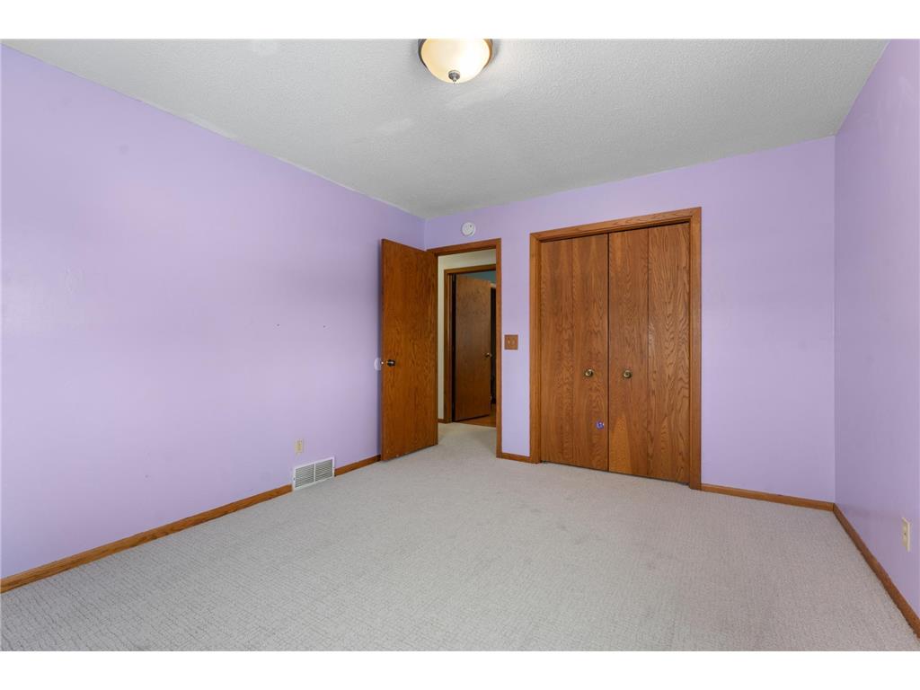 845 3rd Avenue NW Plainview MN 55964 6825535 image19