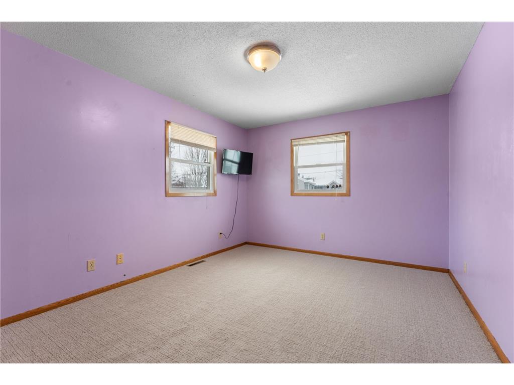 845 3rd Avenue NW Plainview MN 55964 6825535 image6