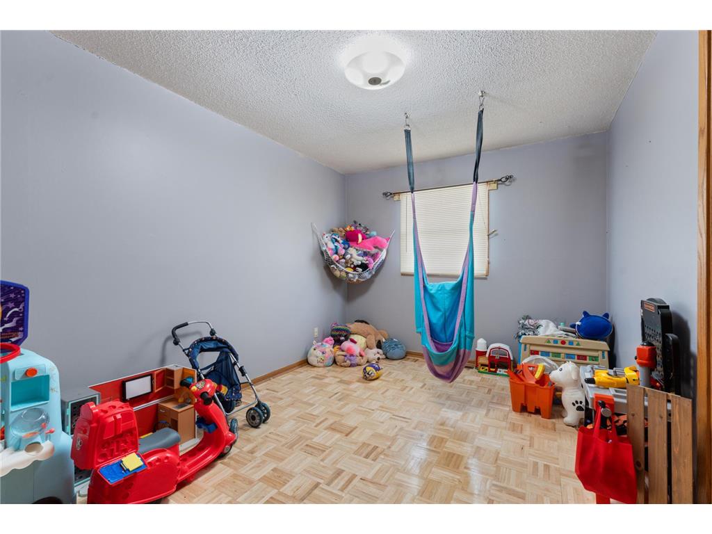 845 3rd Avenue NW Plainview MN 55964 6825535 image7