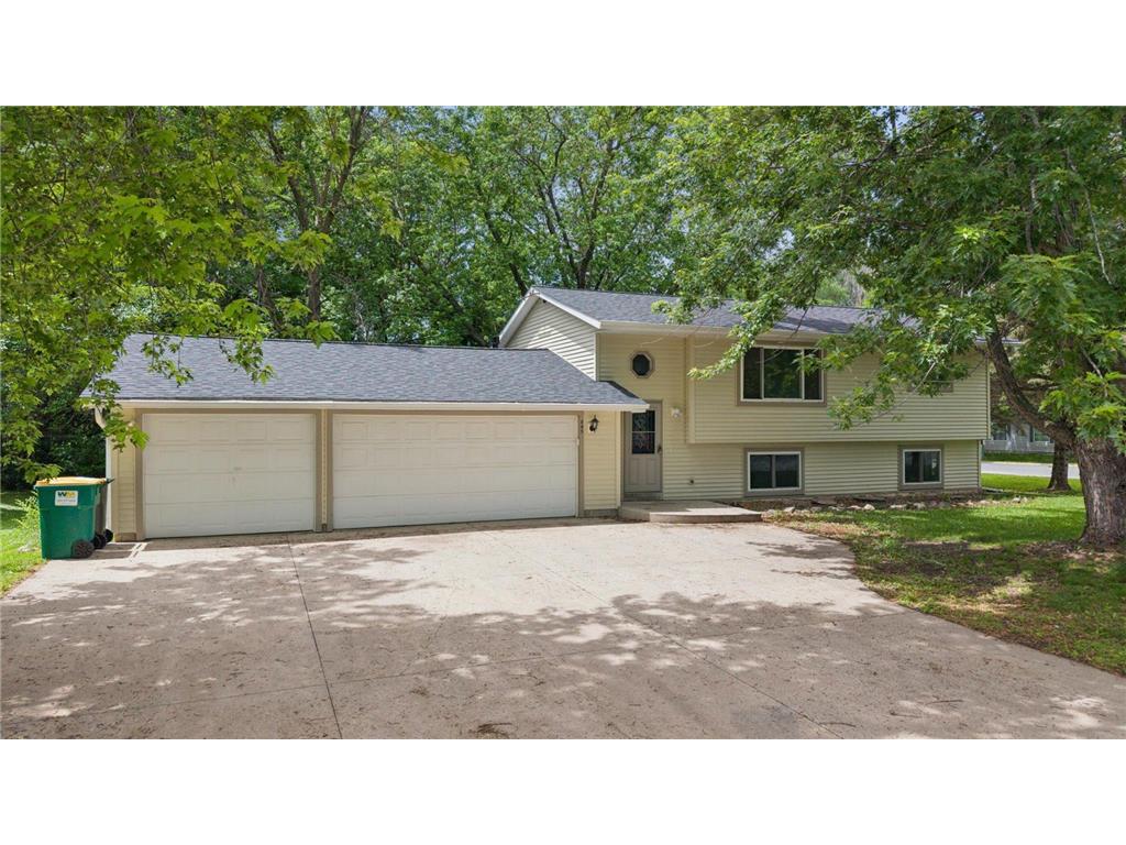 845 3rd Street N Dassel MN 55325 7095833 image1