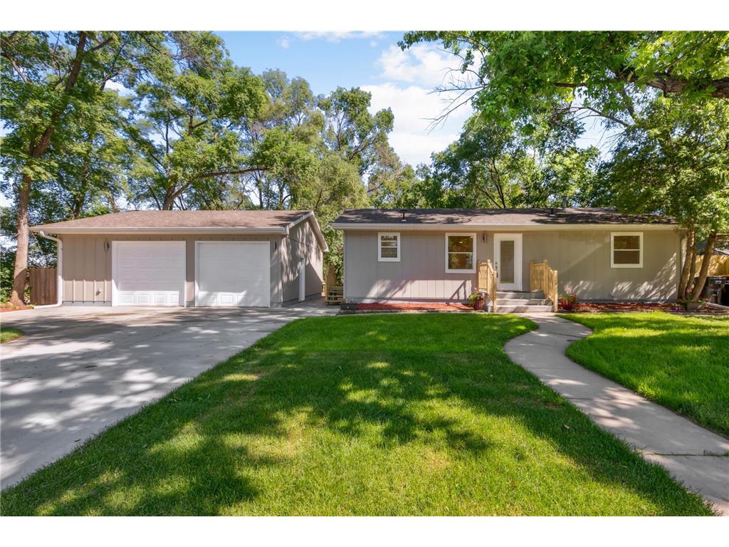 845 4th Avenue W Shakopee MN 55379 6631208 image1