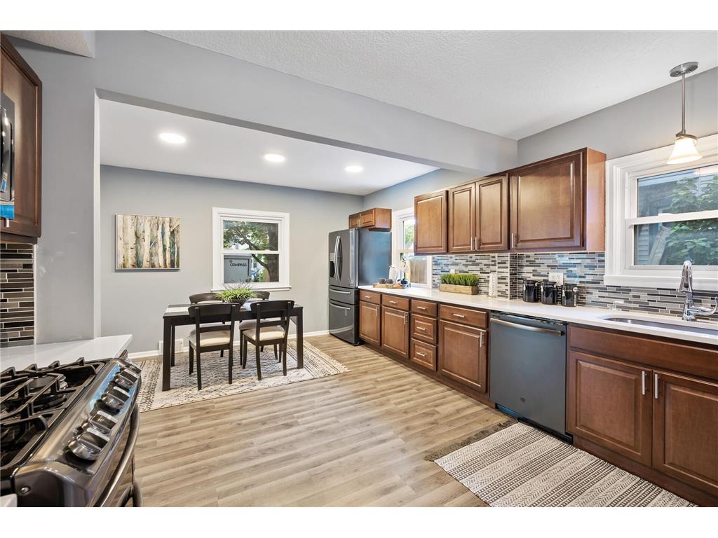 845 Cook Avenue E Saint Paul MN 55106 6427687 image1