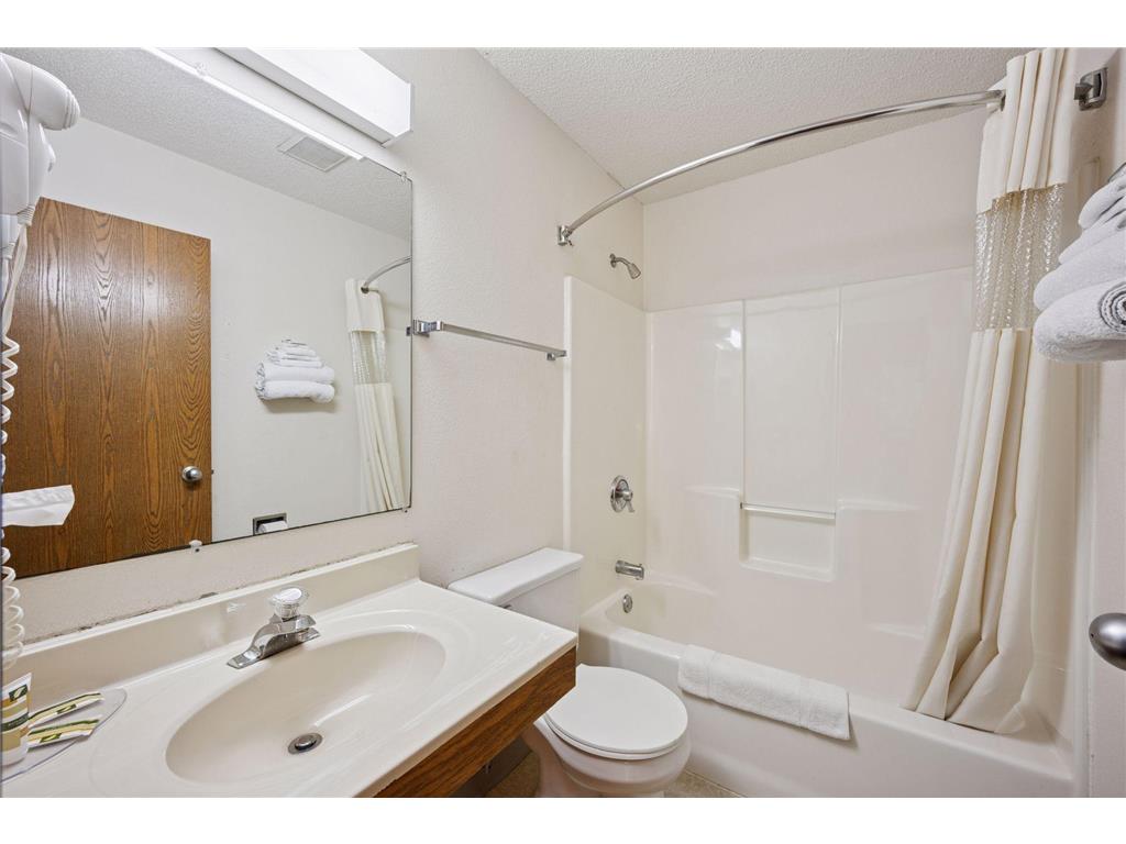 845 US 212 W Granite Falls MN 56241 6682091 image52