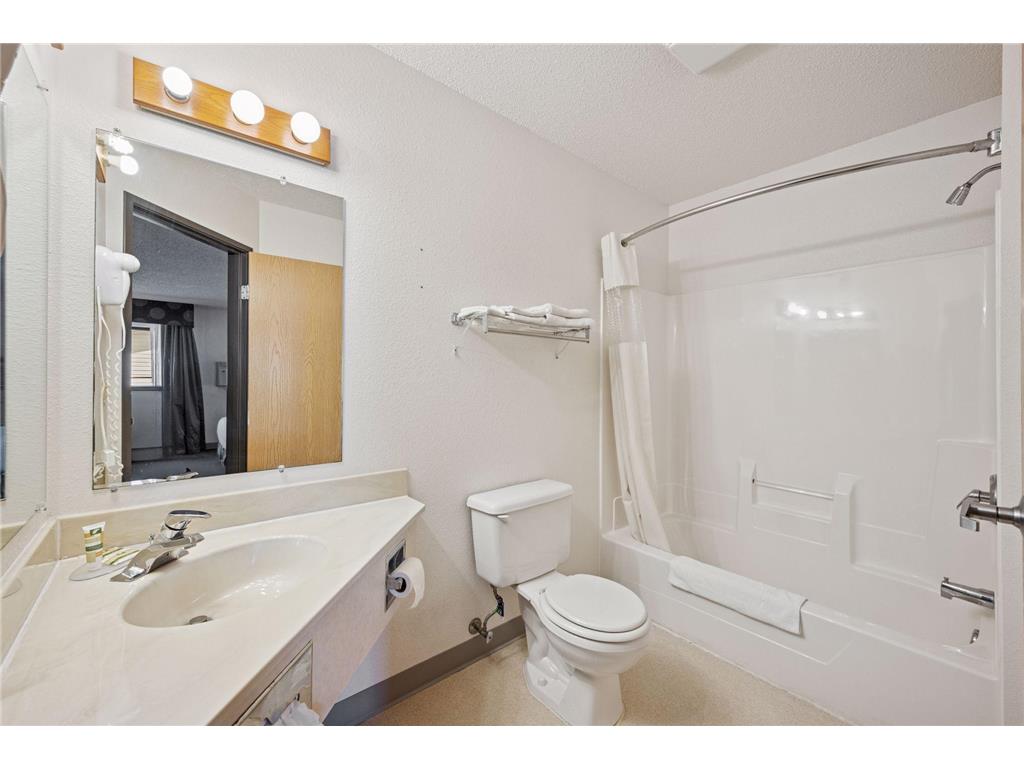 845 US 212 W Granite Falls MN 56241 6682091 image60