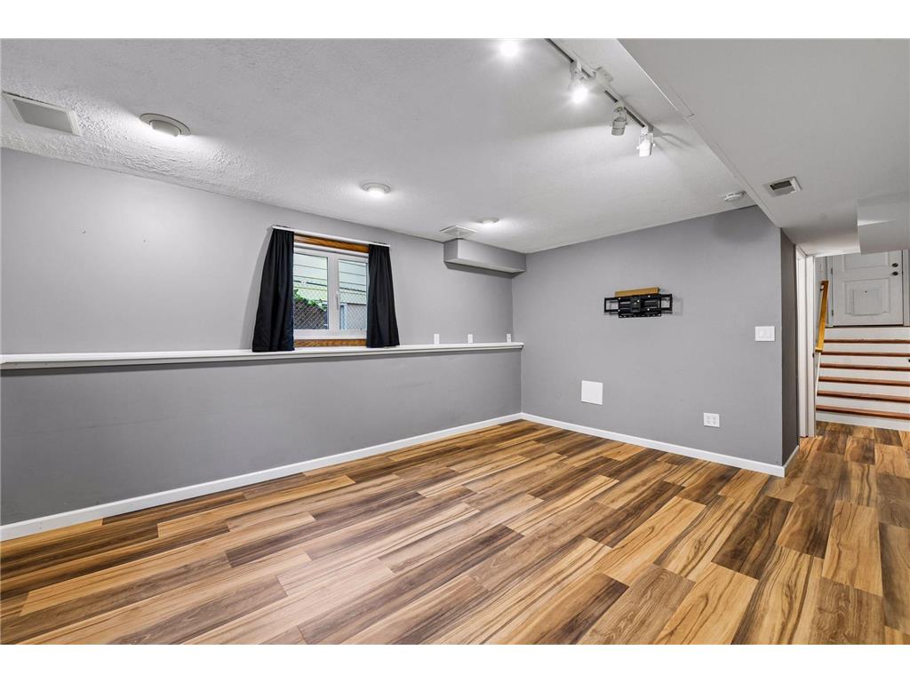 8450 Hiawatha Avenue Eden Prairie MN 55347 7078591 image19
