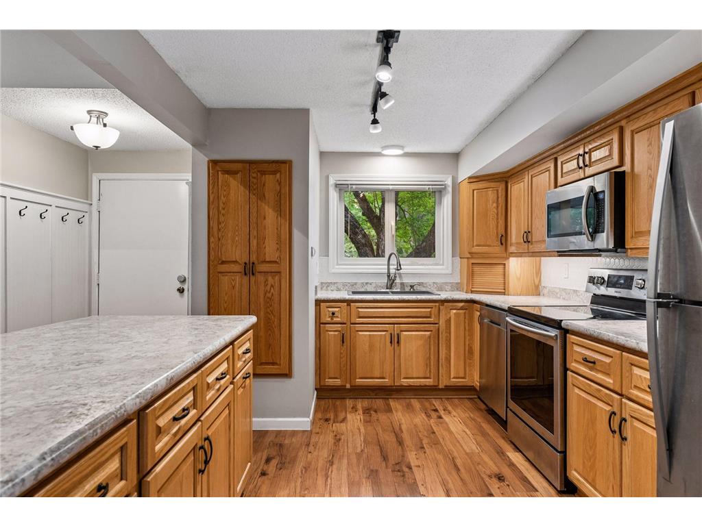 8450 Hiawatha Avenue Eden Prairie MN 55347 7078591 image5