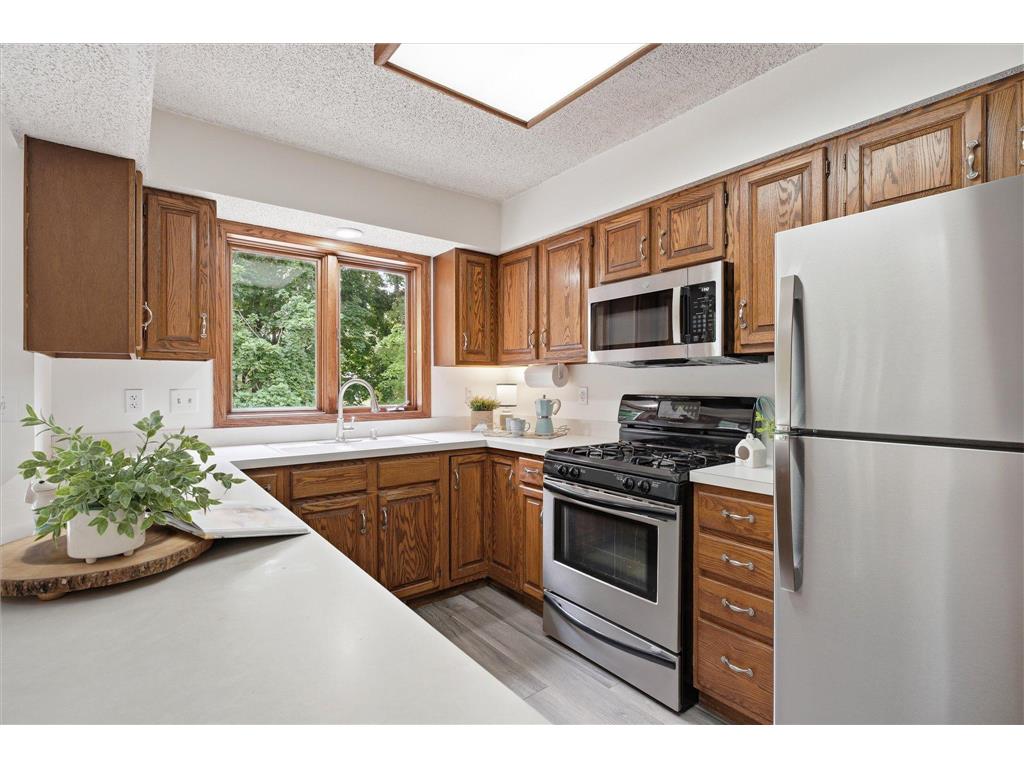 8452 Monterey Court Eden Prairie MN 55347 7039579 image8