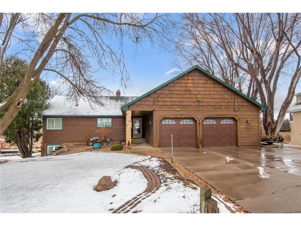 8455 Shadyview Lane N Maple Grove MN 55311 - Weaver 6659491 image1