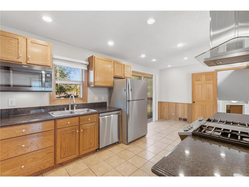 8458 Ivywood Avenue S Cottage Grove MN 55016 6799178 image2