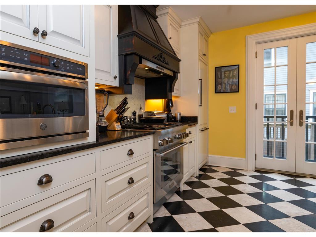 846 Lincoln Avenue Saint Paul MN 55105 7006102 image8