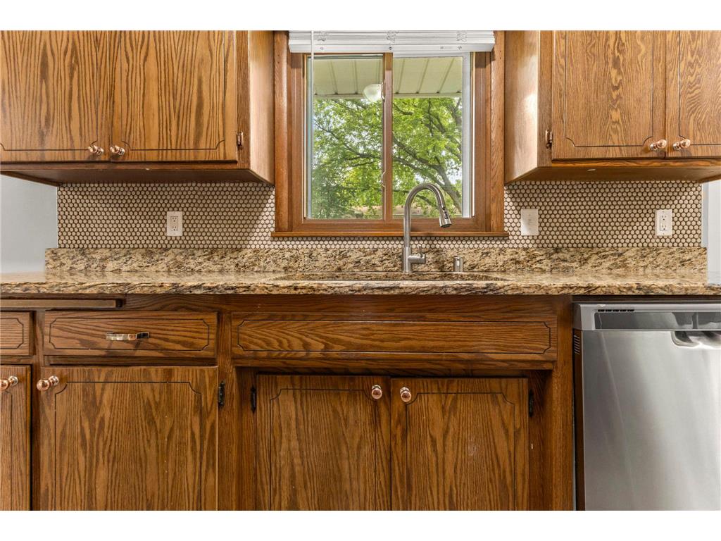 8460 Westbend Road Golden Valley MN 55427 7104885 image11