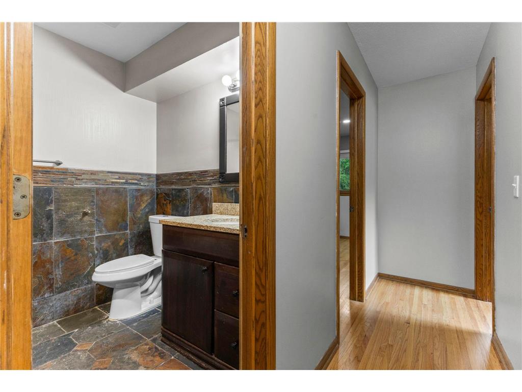 8460 Westbend Road Golden Valley MN 55427 7104885 image19
