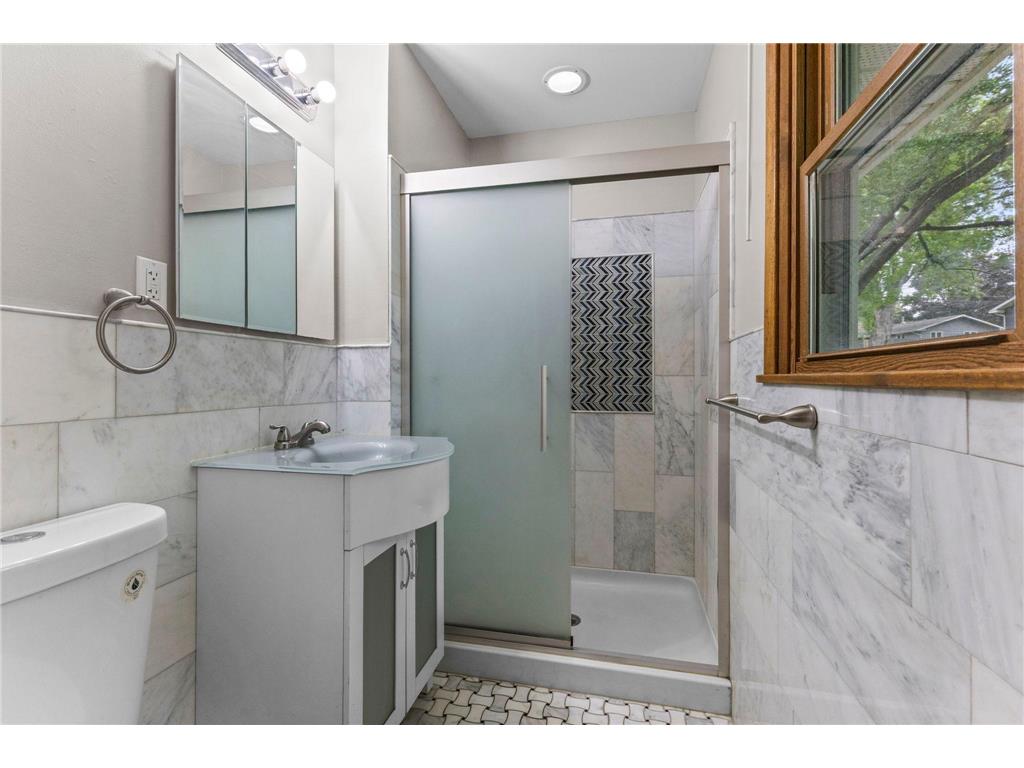 8460 Westbend Road Golden Valley MN 55427 7104885 image27