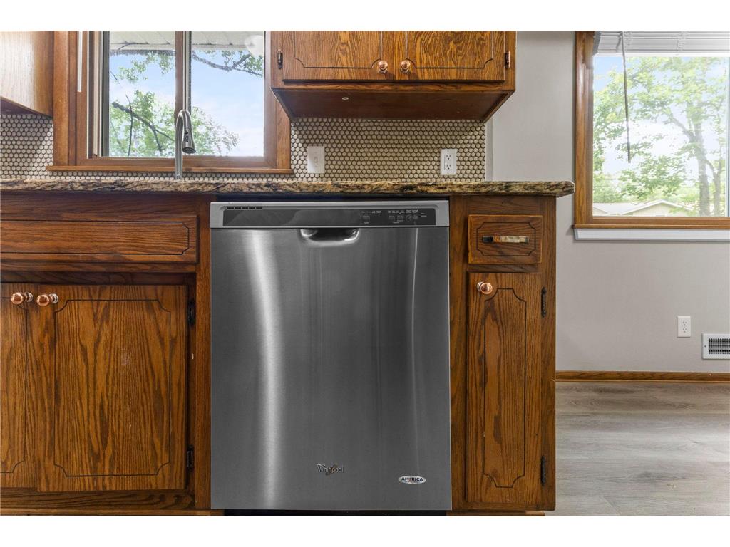 8460 Westbend Road Golden Valley MN 55427 7104885 image33