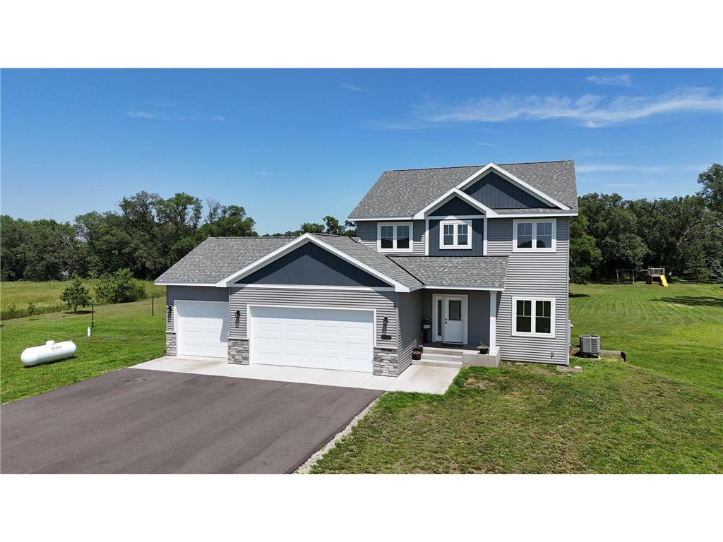 8469 119th Avenue Becker Twp MN 55319 - Elk River 6732476 image1