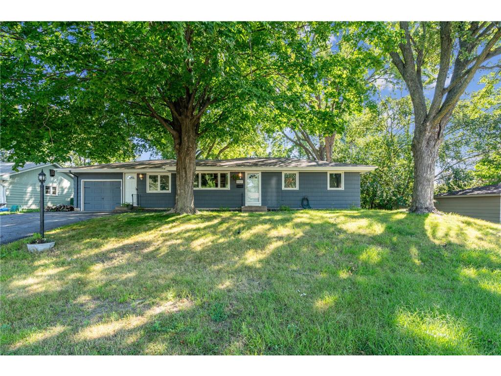 8469 Little Road Bloomington MN 55437 6595001 image1