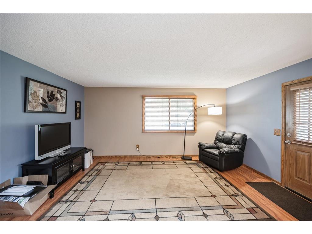 8469 S Pond Trail Champlin MN 55316 6809617 image3