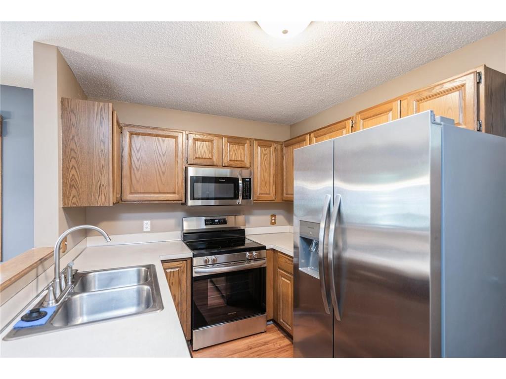 8469 S Pond Trail Champlin MN 55316 6809617 image8