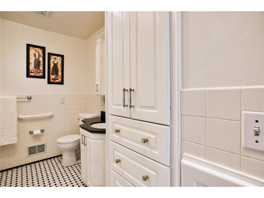 847 17th NE Owatonna MN 55060 7066240 image23