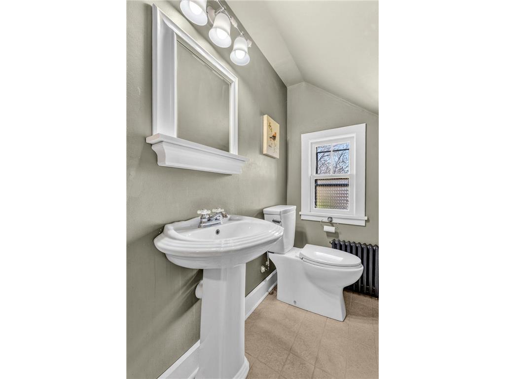 847 Ashland Street S Cambridge MN 55008 7065611 image24