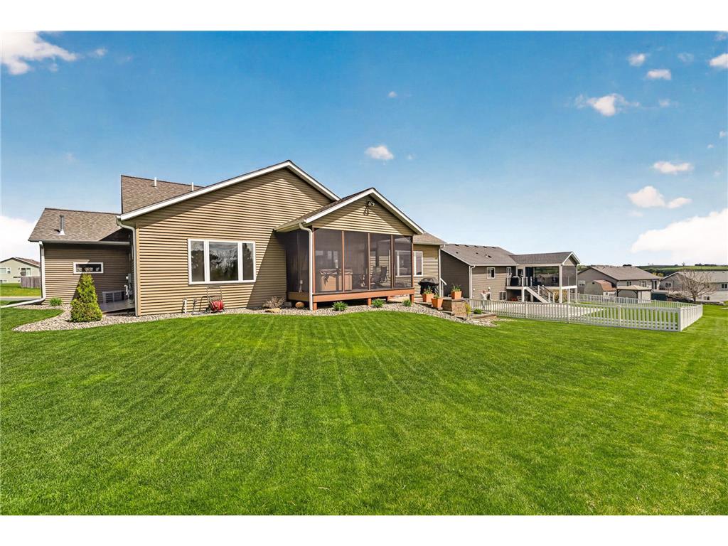 847 Golfview Avenue Zumbrota MN 55992 7066637 image4