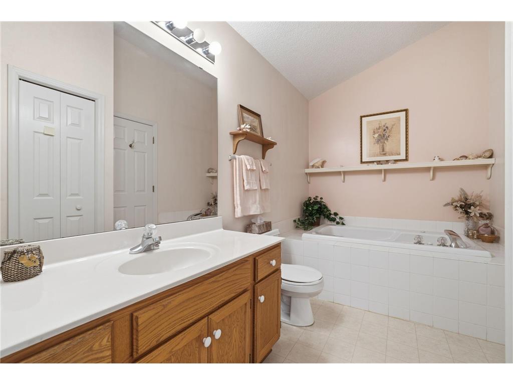 8471 Bryce Court Inver Grove Heights MN 55076 7088794 image26