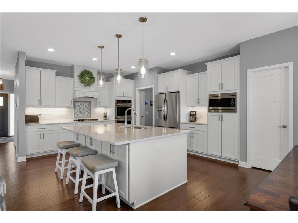 8476 200th Street W Lakeville MN 55044 7079338 image15