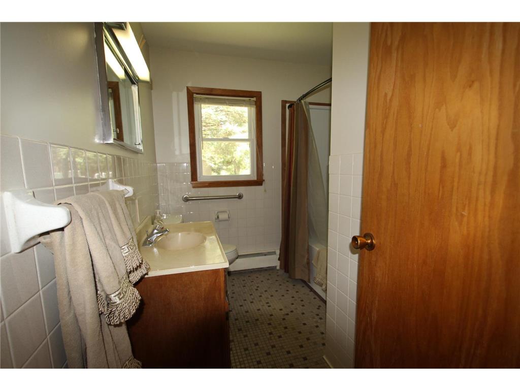 848 Dellwood Street S Cambridge MN 55008 7045921 image8