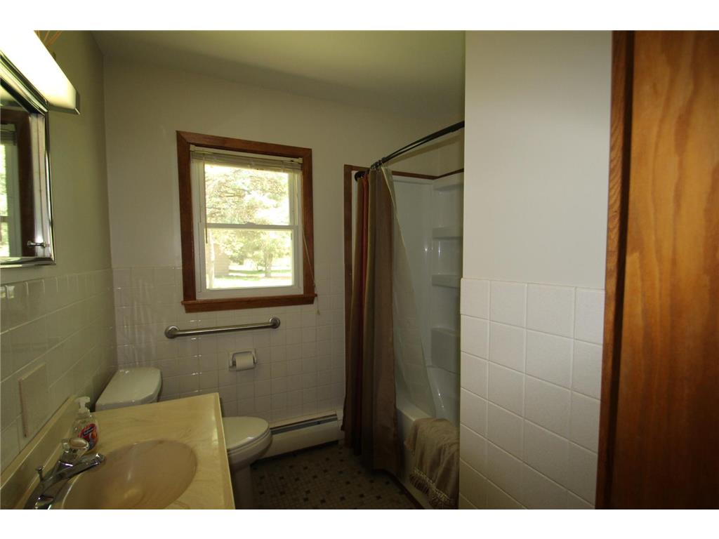 848 Dellwood Street S Cambridge MN 55008 7045921 image9