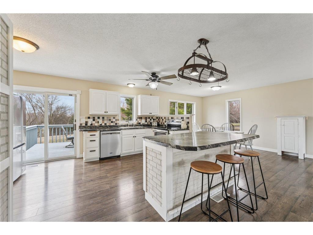 848 Mcdiarmid Drive Hudson WI 54016 7016618 image4