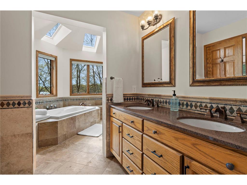 8480 Montgomery Court Eden Prairie MN 55347 - Red Rock 7058725 image25