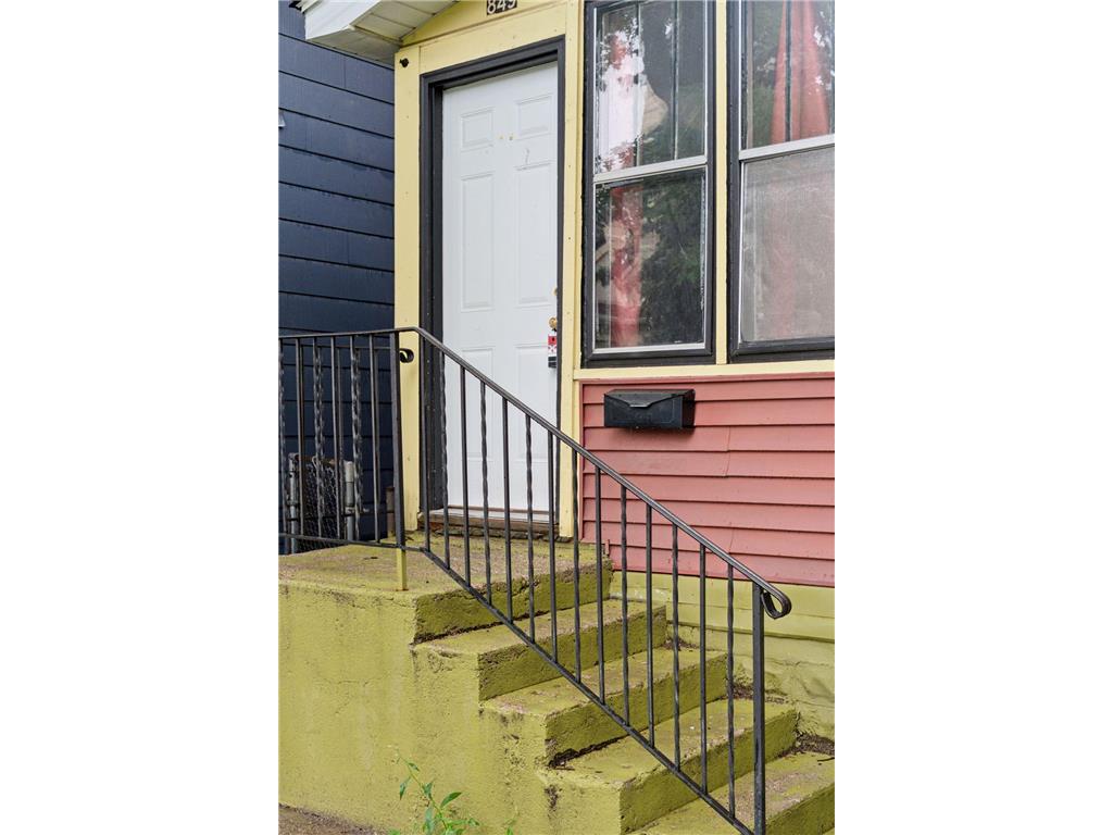 849 Woodbridge Street Saint Paul MN 55117 6753718 image7