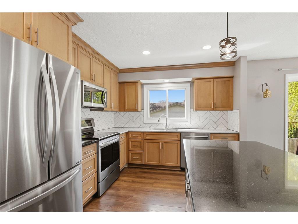 8490 Knollwood Drive Mounds View MN 55112 7061397 image11