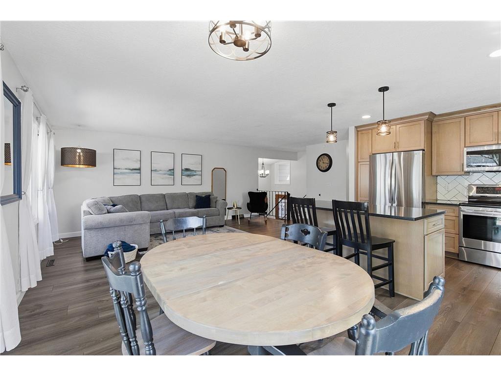 8490 Knollwood Drive Mounds View MN 55112 7061397 image13