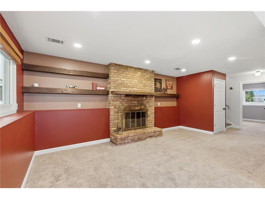 8490 Knollwood Drive Mounds View MN 55112 7061397 image26