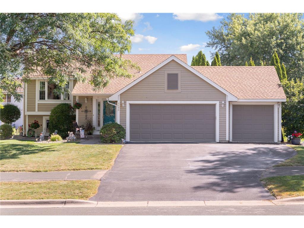 8490 Pineview Lane N Maple Grove MN 55369 6435186 image1