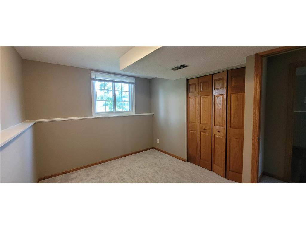 8496 Harkness Road S Cottage Grove MN 55016 6815424 image3