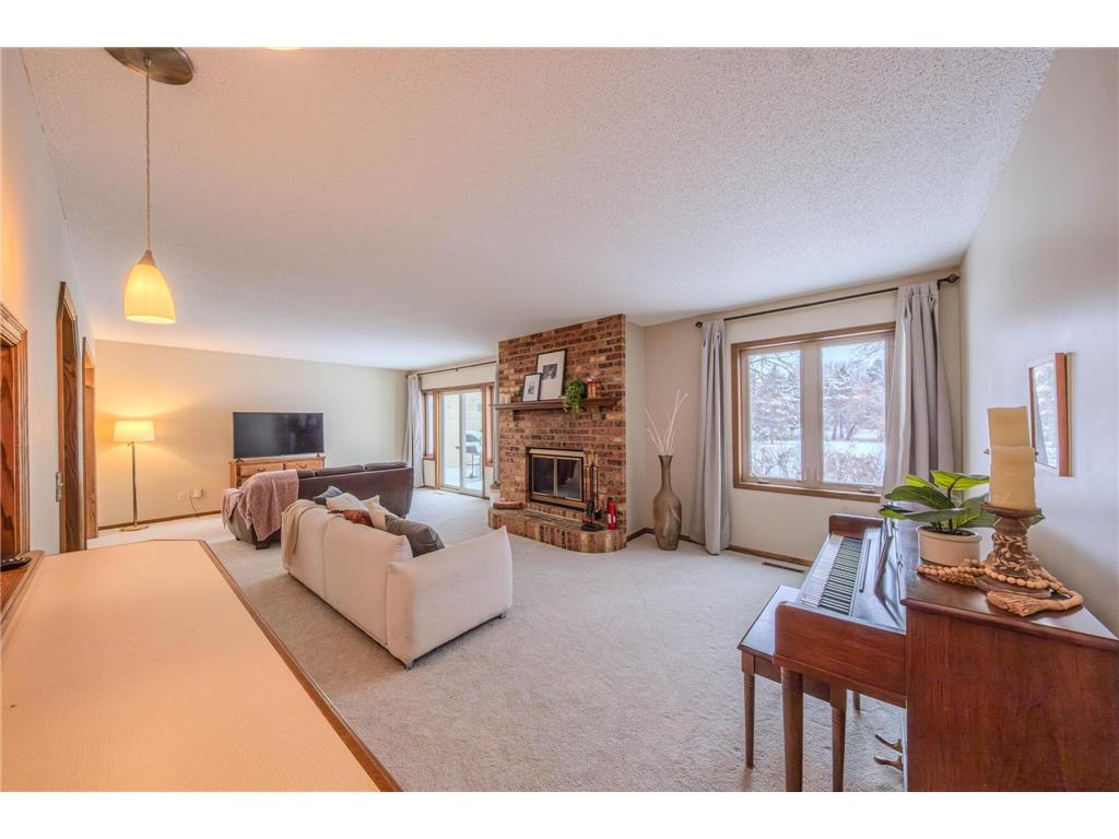 85 121st Avenue NW Coon Rapids MN 55448 7007621 image19