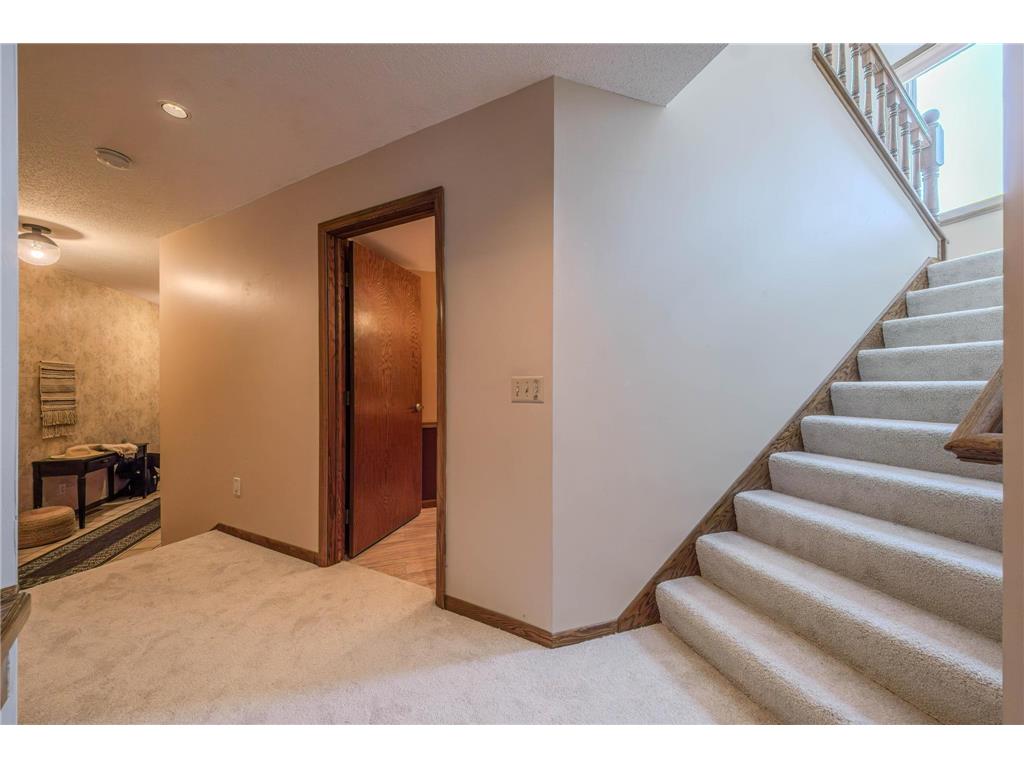 85 121st Avenue NW Coon Rapids MN 55448 7007621 image21