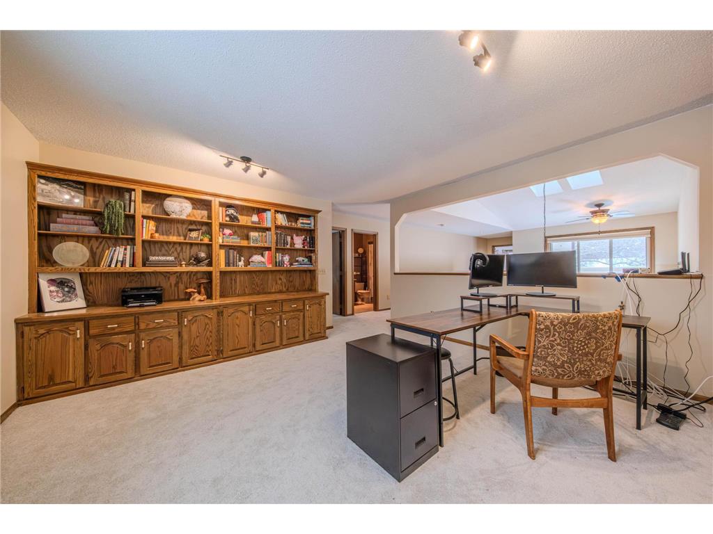 85 121st Avenue NW Coon Rapids MN 55448 7007621 image24