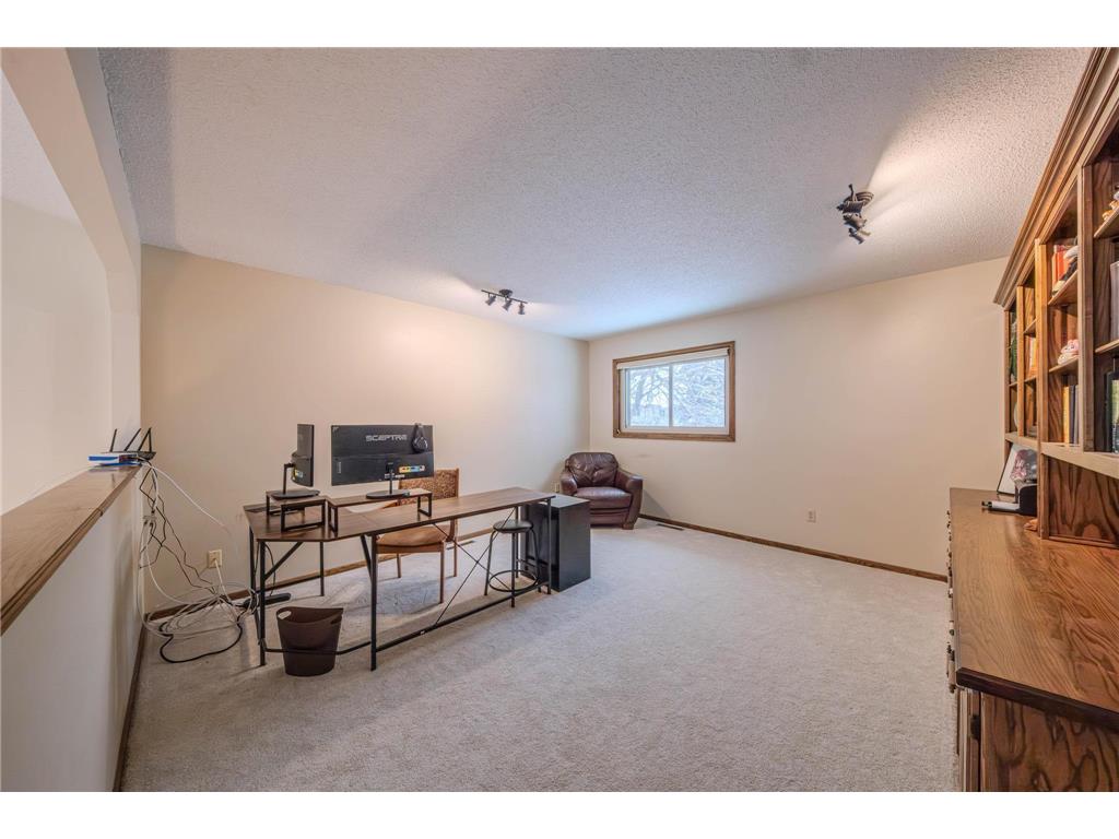 85 121st Avenue NW Coon Rapids MN 55448 7007621 image25