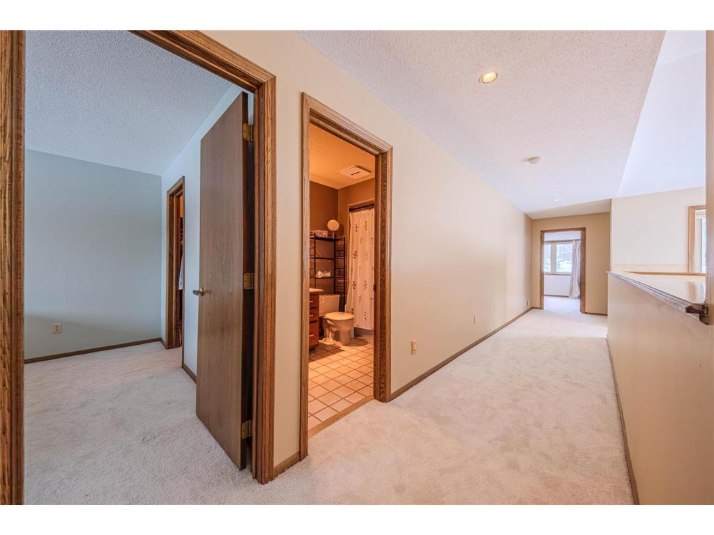 85 121st Avenue NW Coon Rapids MN 55448 7007621 image34