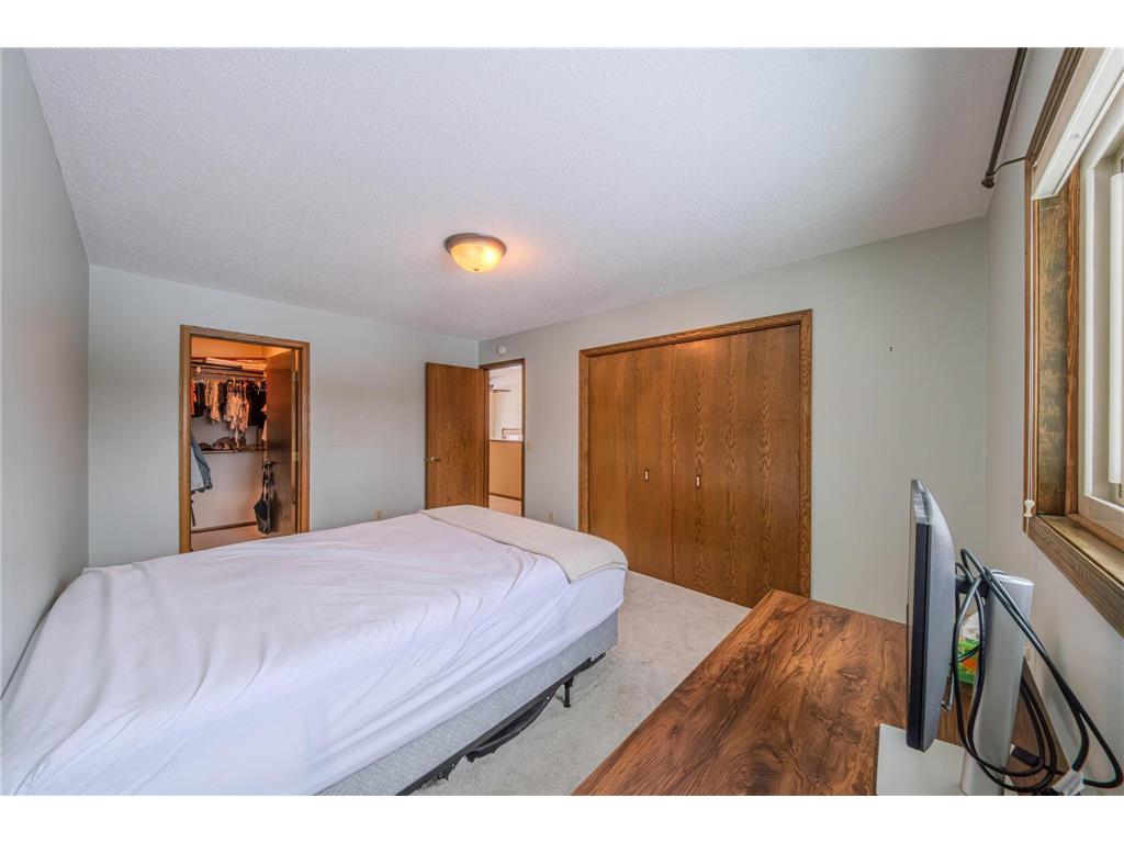 85 121st Avenue NW Coon Rapids MN 55448 7007621 image35