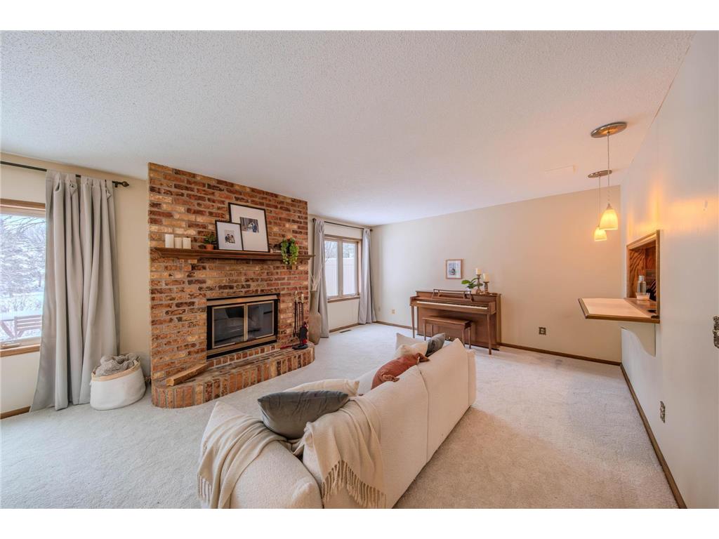 85 121st Avenue NW Coon Rapids MN 55448 7007621 image9