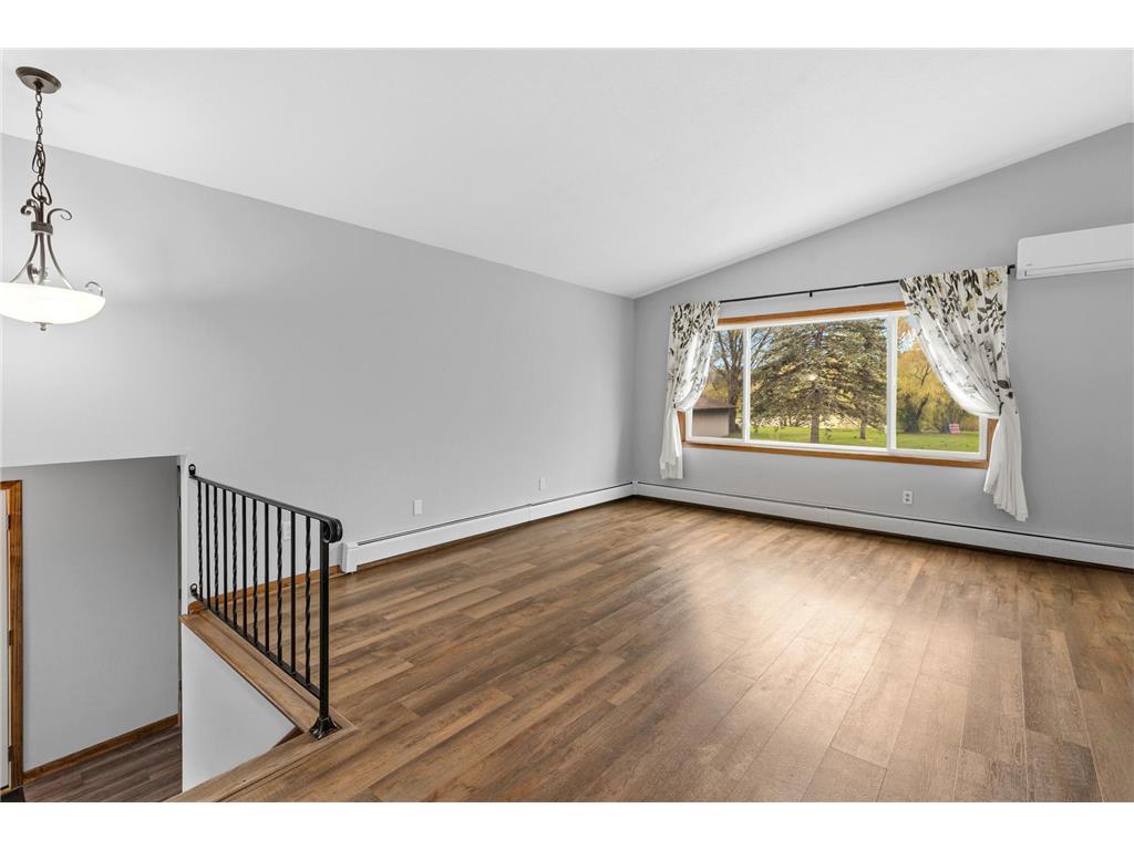 850 W 4th Street Rush City MN 55069 7071950 image16