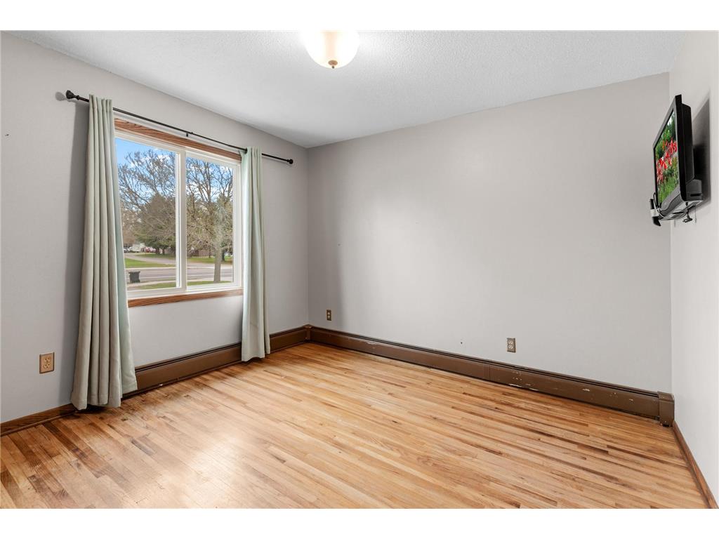 850 W 4th Street Rush City MN 55069 7071950 image25