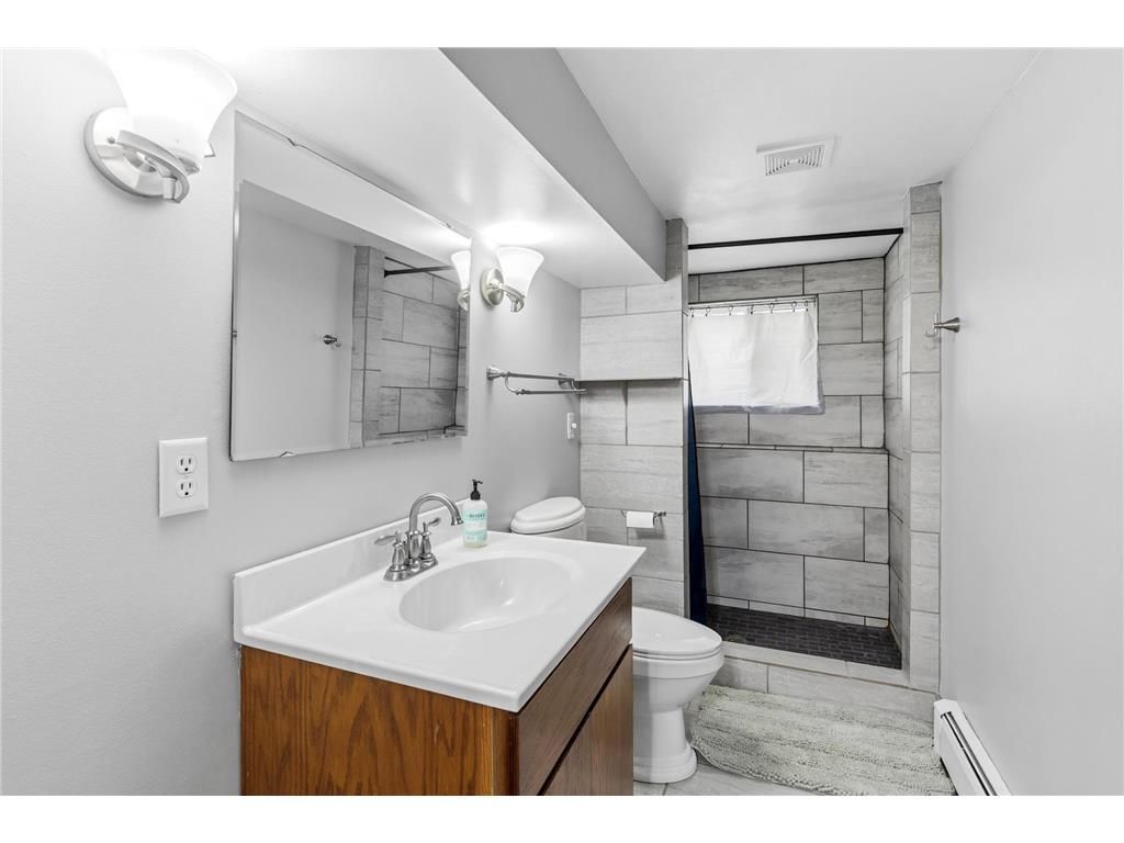 850 W 4th Street Rush City MN 55069 7071950 image35