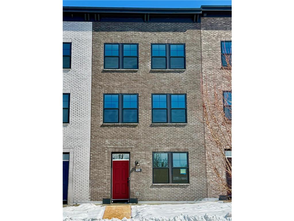 850 Woodlawn Avenue Saint Paul MN 55116 7011506 image1