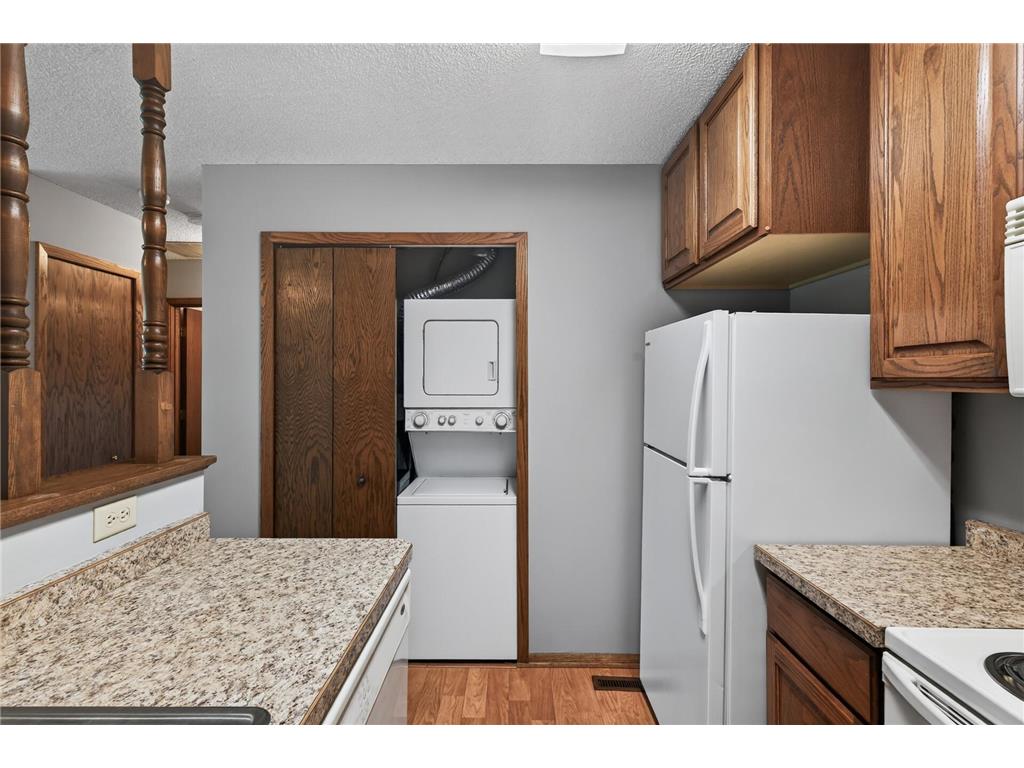8500 S Maplebrook Circle Brooklyn Park MN 55445 7098747 image14